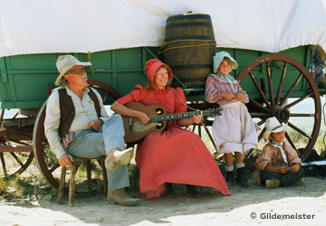 Oregon Trail pioneers-wagon